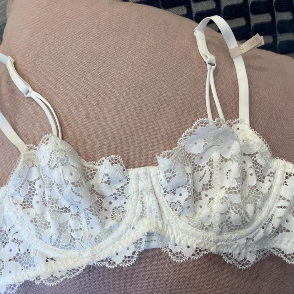 LOVE by Gap White Unlined Bra
